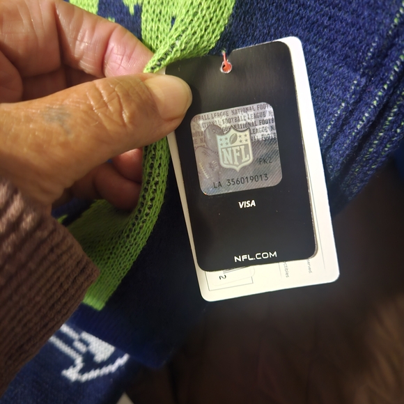 💥Sale💥New NFL Seattle Seahawks Kids Jacket And Scarf Set - Blue and Green NWT - Picture 7 of 10